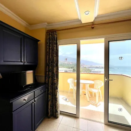 Apartamento Junto Al Mar Con Piscina Climatizada